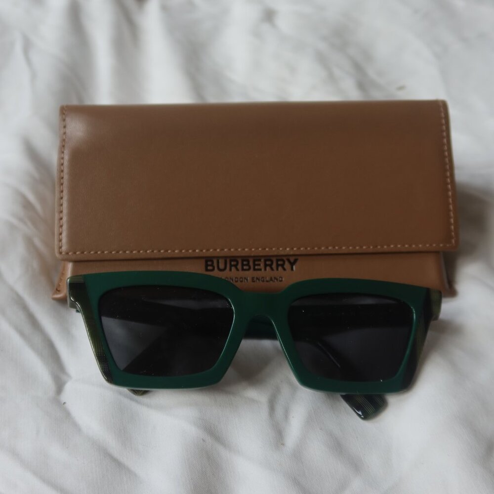 Burberry Square sunglasses